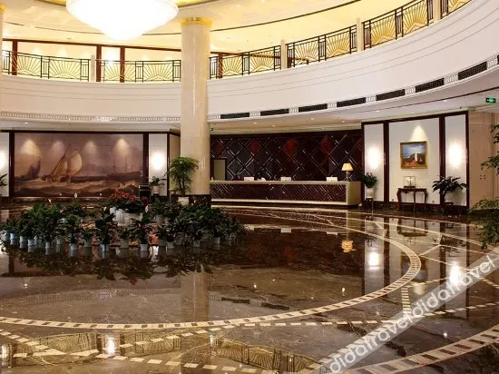 Puhua Hotel - Image 1