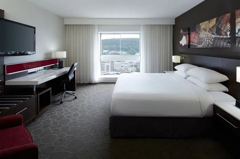 Delta Hotels Montreal by Marriott - Image 1