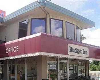Budget Inn Conway - Image 1