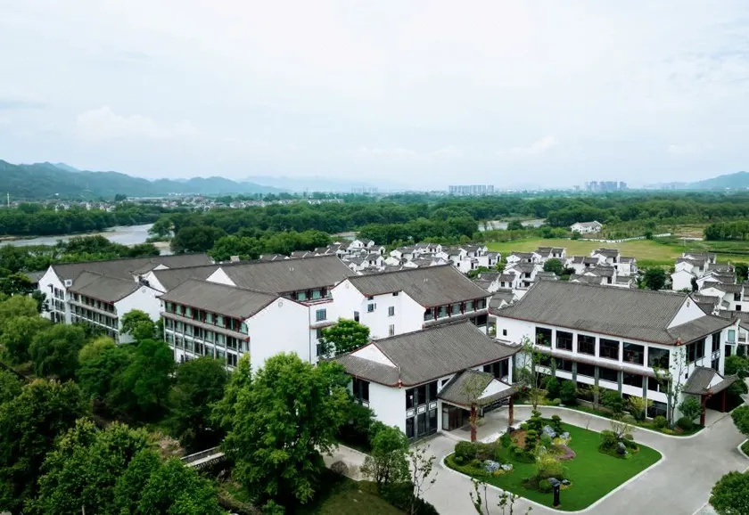 Narada Resort Hotel Guyan Huaxiang - Image 1