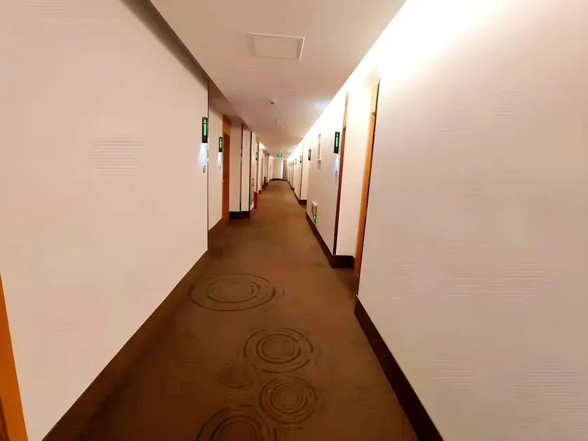 Green Tree Inn Smart Selection Hotel (Jinxi Jinxiu Huacheng Branch) - Image 1