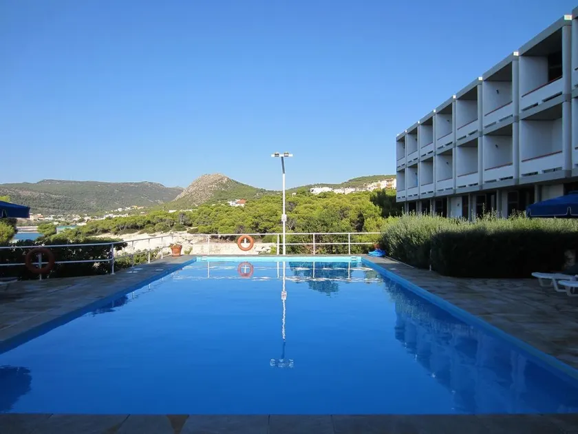 Apollo Hotel - Image 1