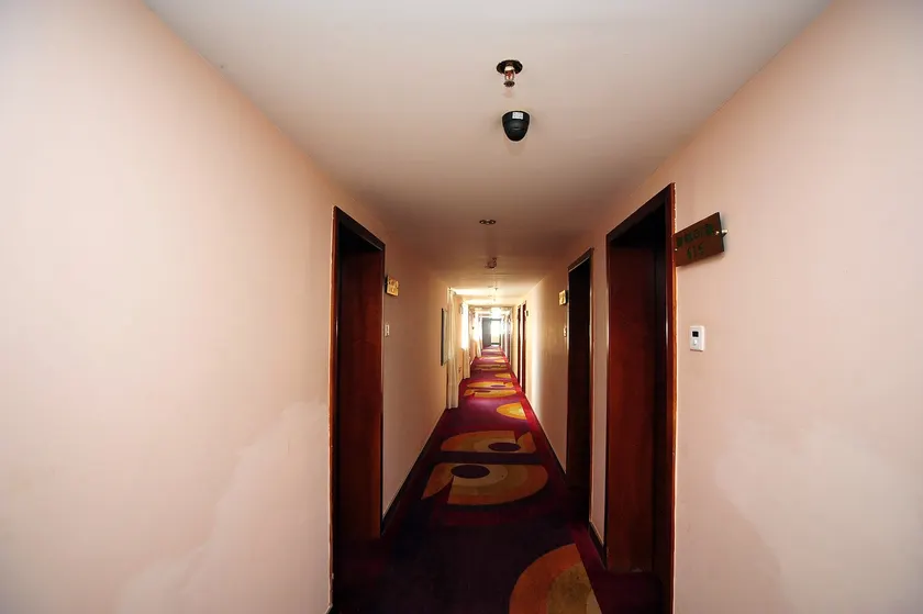 Yingrong Impression Hotel (Xiaocaiyuan Metro Station Branch) - Image 1