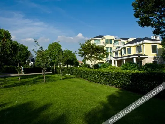 Venice Holiday Hotel - Image 1