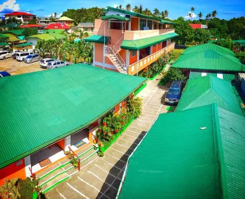 WHITE BEACH GUEST HOUSE - Image 1