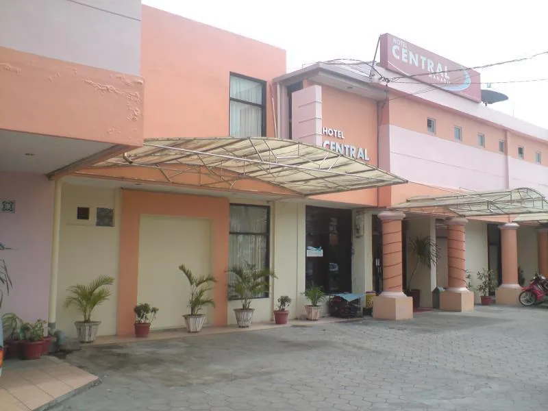 Hotel Central Manado - Image 1