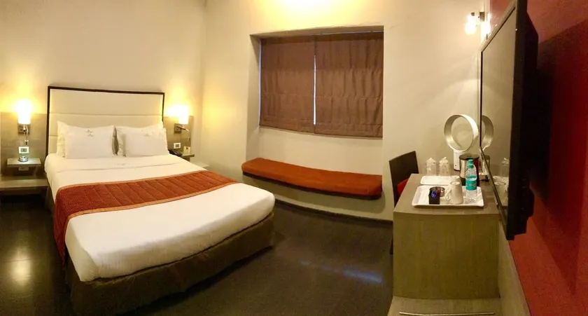 Landmark Annexe - Image 1