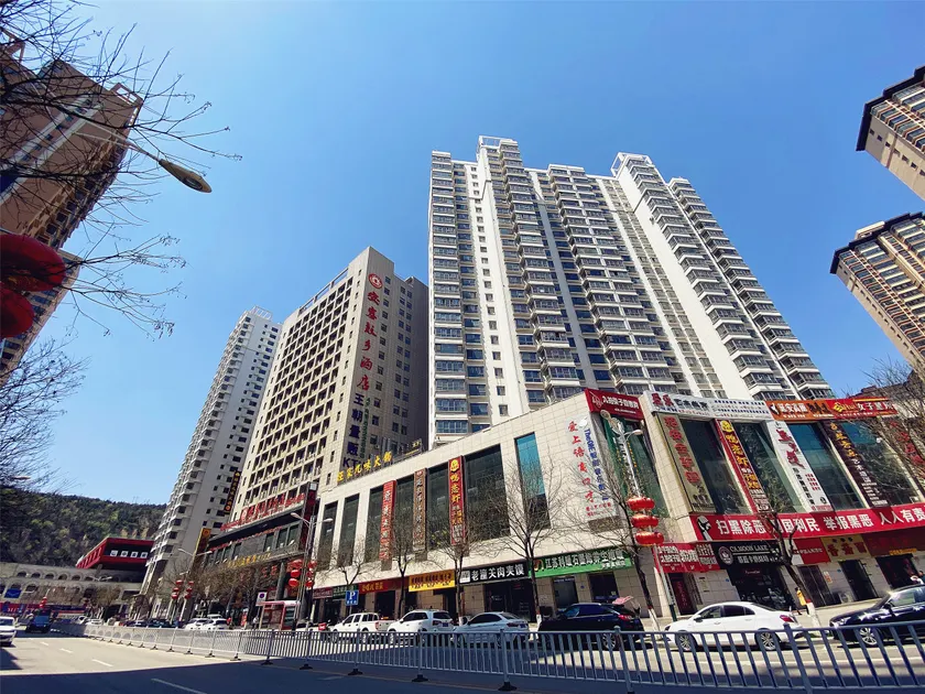 Ansai Guxiang Hotel - Image 1