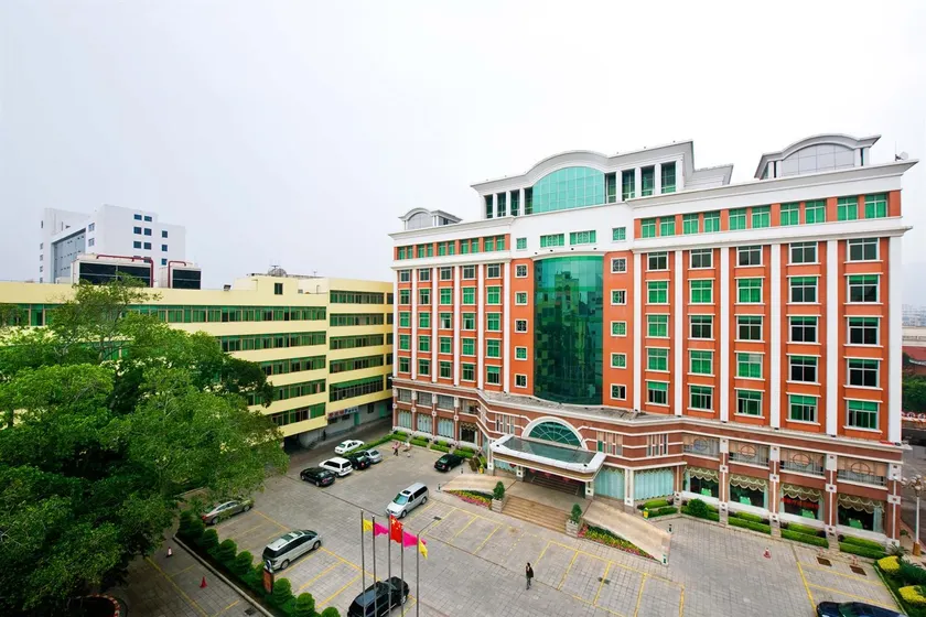 Golden Star Hotel - Image 1