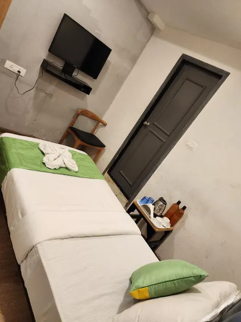 COMFORT ACCOMMODATION HOTEL CITY AVENUE - Image 1