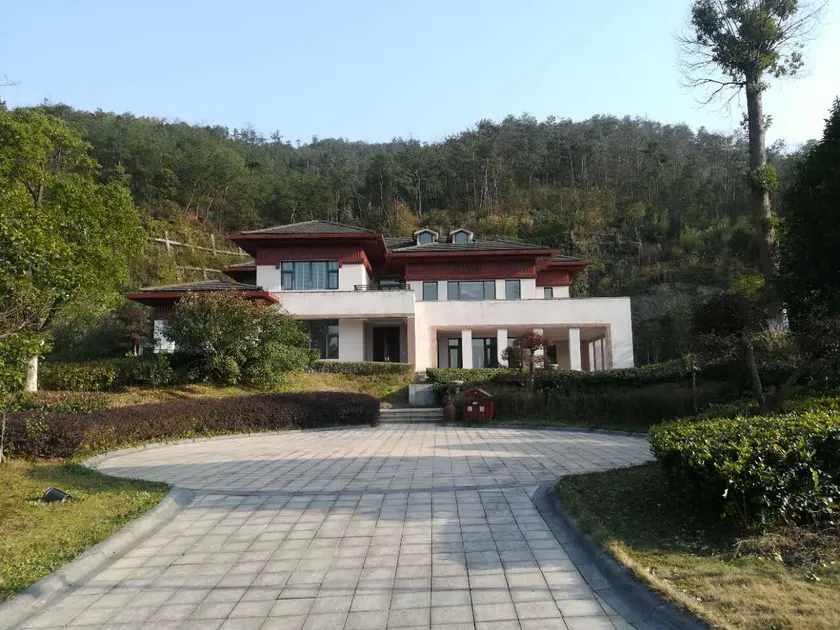 voco NINGBO DONGQIAN LAKE by IHG - Image 1