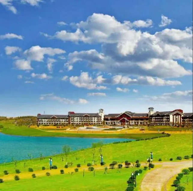 Aer Kadiya International Holiday Hotel - Image 1