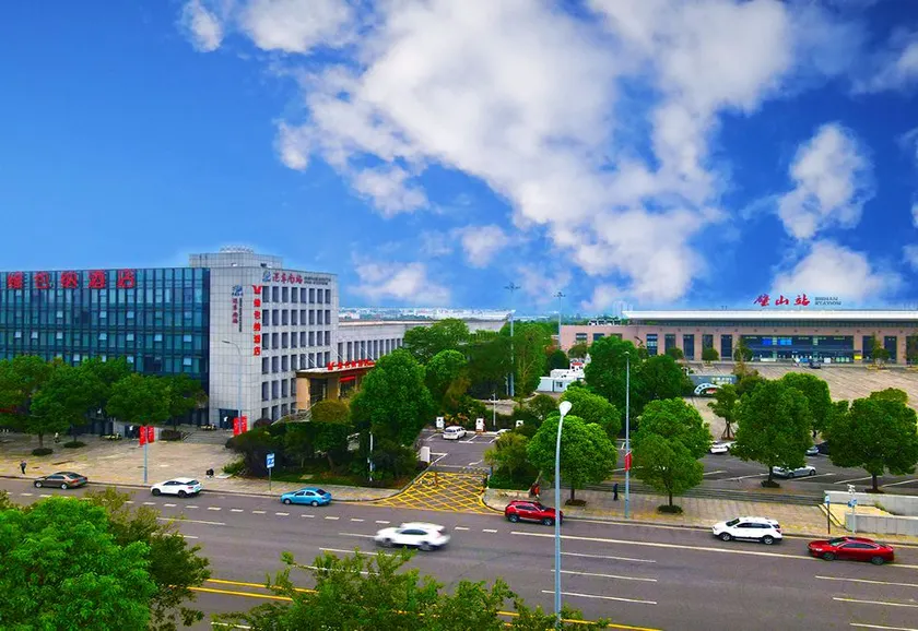 Vienna Hotel Chongqing Bishan High-Speed Railway Station - Image 1