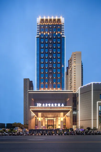 Conlebo International Hotel - Image 1