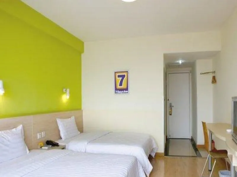 7days Inn Tangshan Luan County Railway Station - Image 1