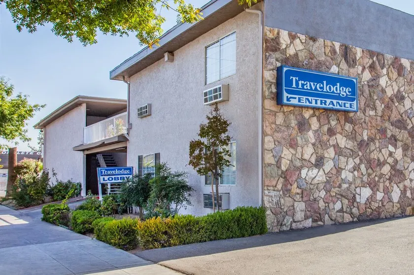 Travelodge by Wyndham Fresno Yosemite Area - Image 1