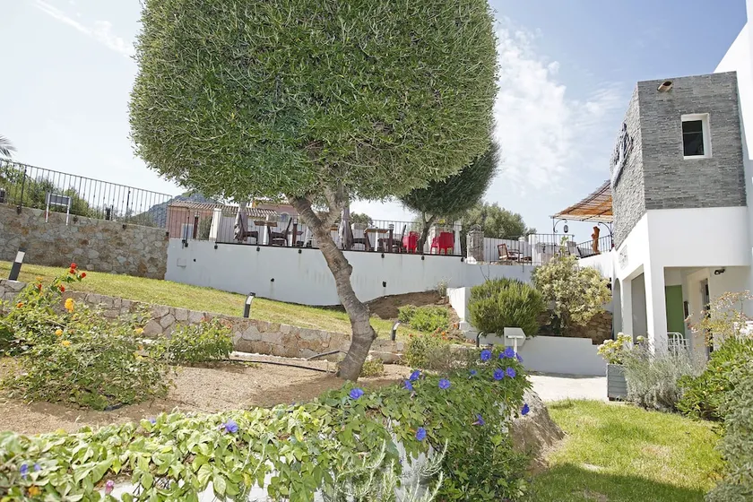 Hotel Funtana Marina - Image 1