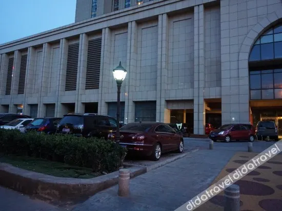 Tianjin Marco Polo Hostel - Image 1