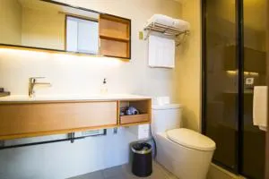 Huizhou Linglongxin Hotel - Image 1