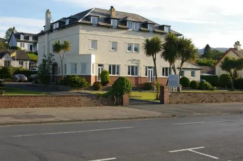 The Shorehouse - Image 1