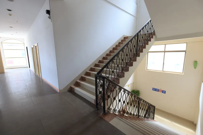 Zhilin Hotel - Image 1