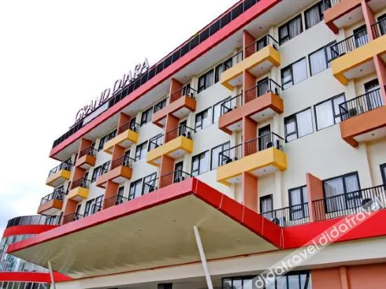 Grand Diara Hotel - Image 1