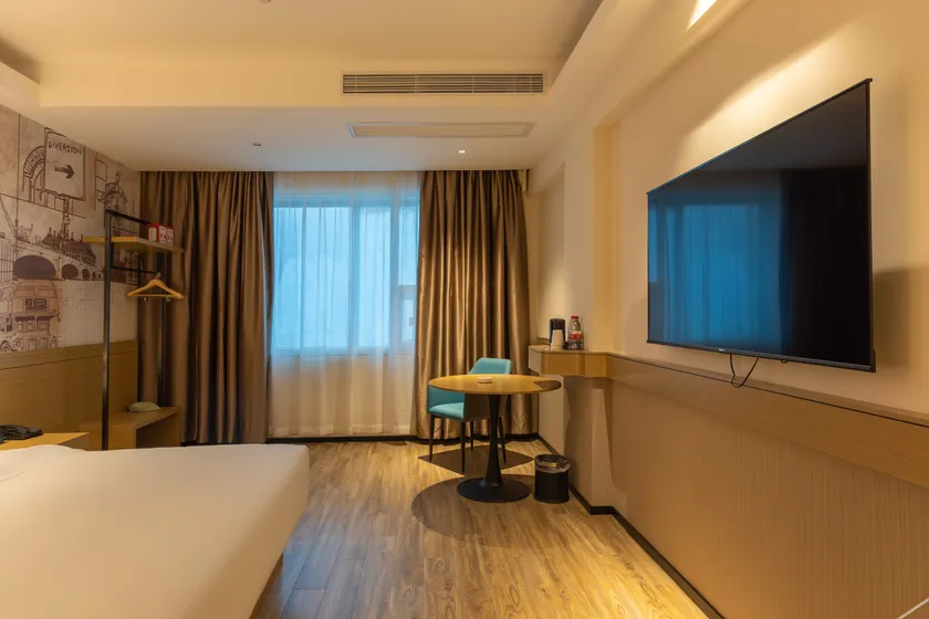 City Comfort Inn Hotel (Jiangmen Kaiping Shuikou Bus Station) - Image 1