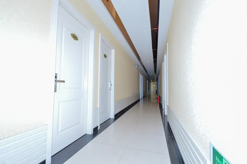 Jinmen Star Hotel (Tianjin Shuangjie Industrial Park Chailou Subway Station) - Image 1