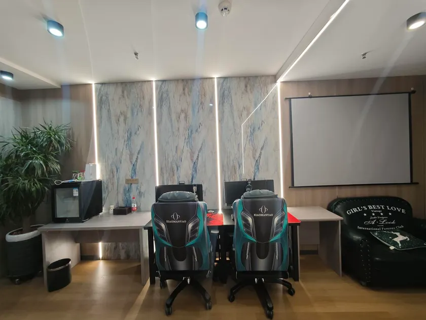 Mu Ye Esports Hotel - Image 1