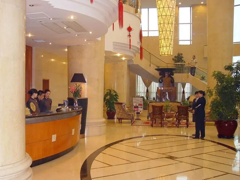 Century Hotel - Image 1