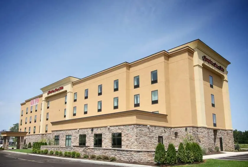 Hampton Inn & Suites Sandusky/Milan - Image 1