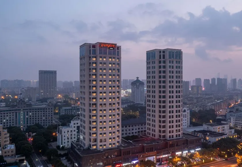 HAMPTON BY HILTON WUXI DONGTING - Image 1