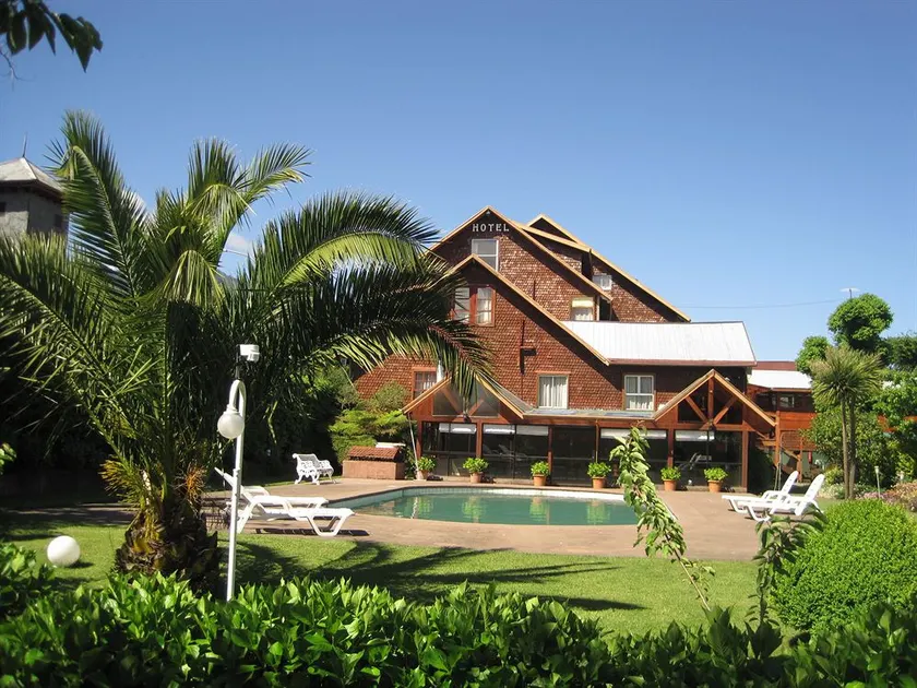 Selina Plaza Pucon - Image 1