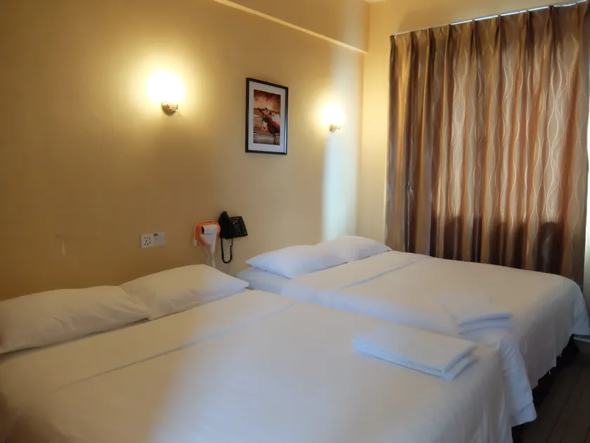 Home Suite View Hotel - Image 1