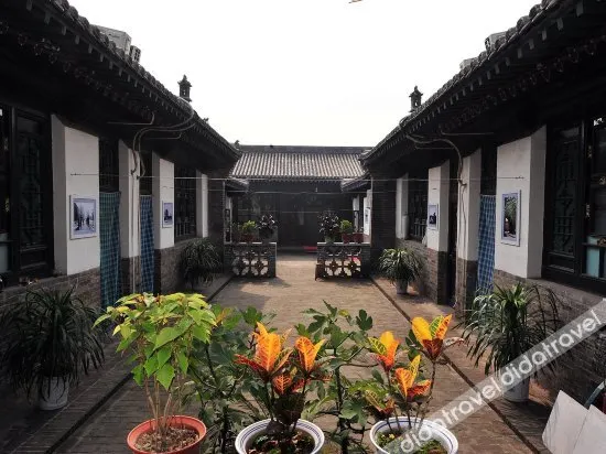 Wowo Jiajia Family Hostel - Image 1