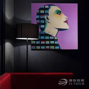 Gallery F Hotel - Image 1