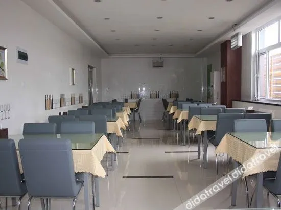 Yinchuan Weisdun Auto Hotel (Nanmen Square) - Image 1
