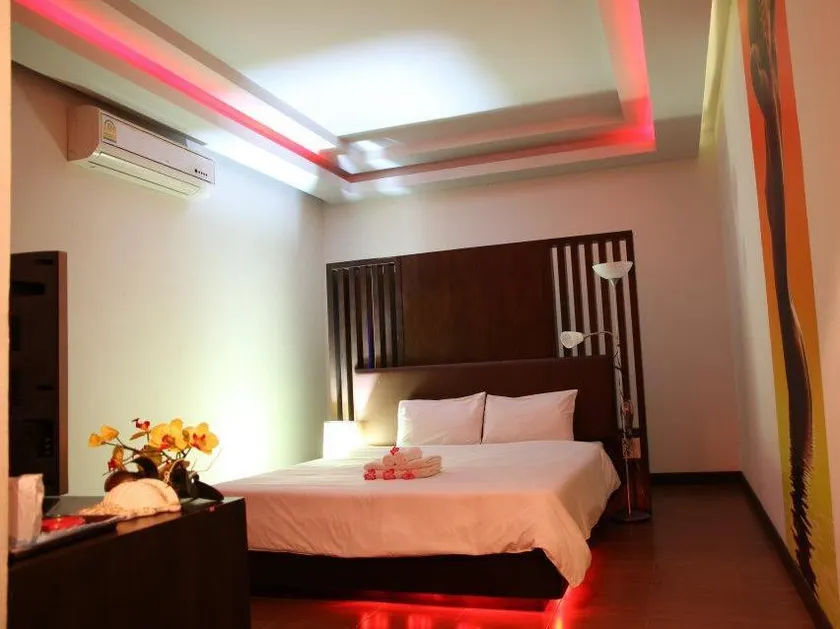 Ozone Resort Pranburi - Image 1