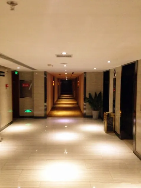 Chengdu Ben Hotel - Image 1