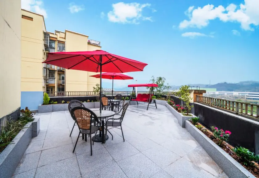 Chenyue Hotel - Image 1