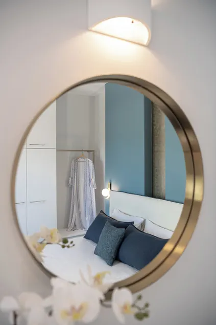 Elena SeaFront Luxury Apartments - Image 1