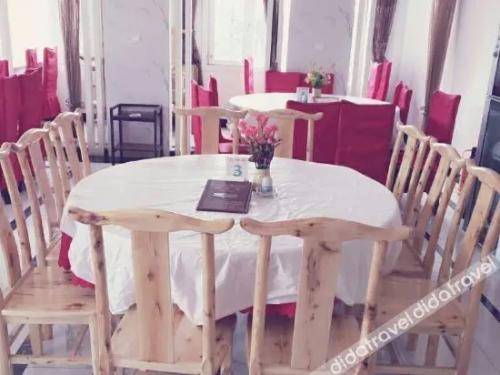 Jufenglou Hotel - Image 1
