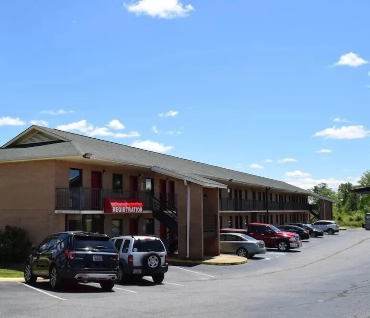 OYO Hotel Richburg SC I-77 - Image 1