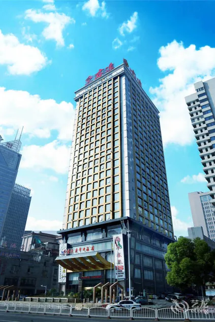 Jolly Hotel（Changsha Wuyi Square Helong Sports Center Branch）） - Image 1