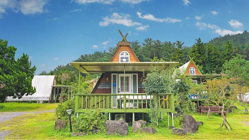 Campa Jeju - Image 1