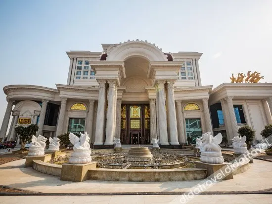 Royal Garden - Image 1