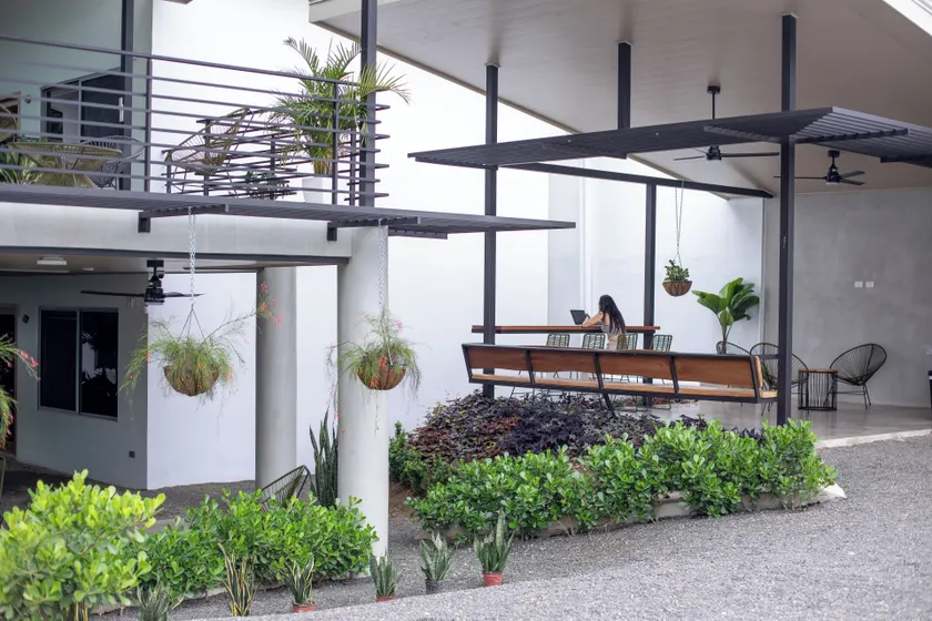 Nomad Living CR, Tarcoles - Image 1
