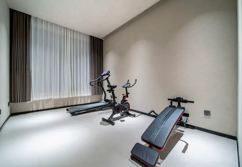 Dixin Hotel (Luoyang Old Town Center Lijingmen Cross Street) - Image 1