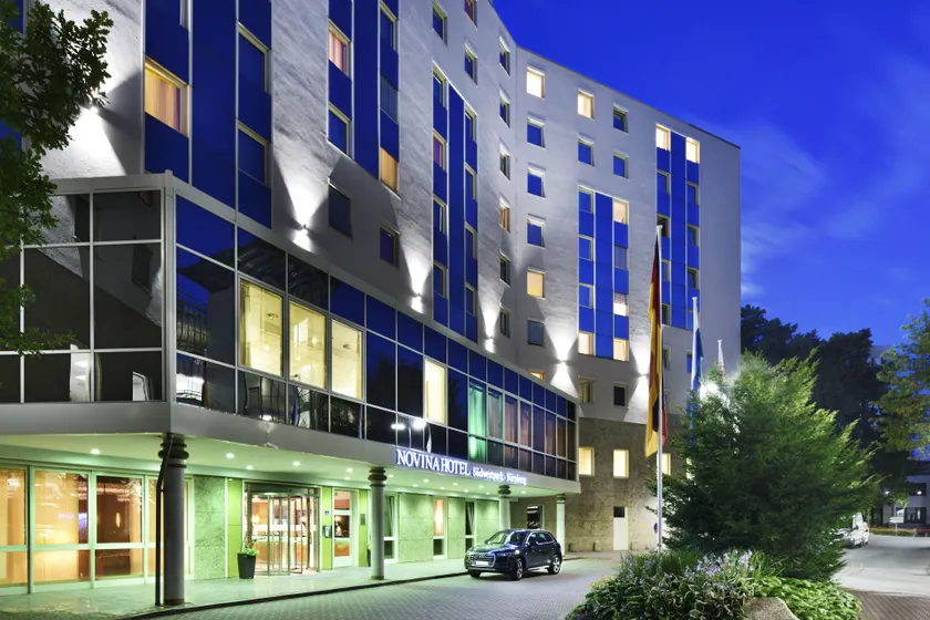 NOVINA HOTEL Südwestpark Nürnberg - Image 1