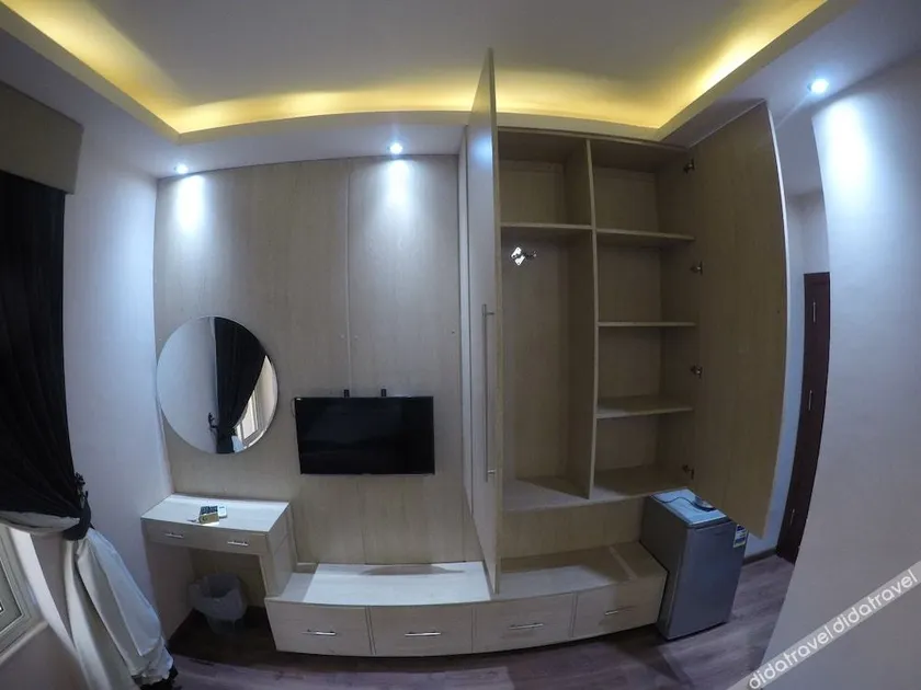 Grand City Hotel - Image 1